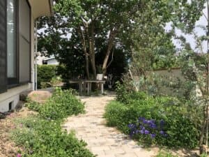 管理できなくなった愛着の庭、時を経てリガーデンヘ